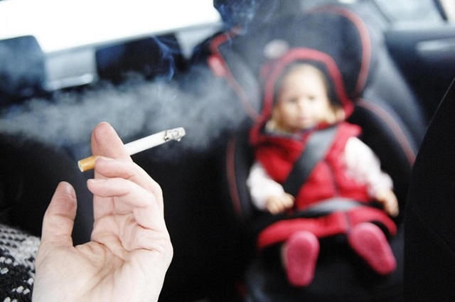 Không hút thuốc ở nhà khi có trẻ sơ sinh bên cạnh